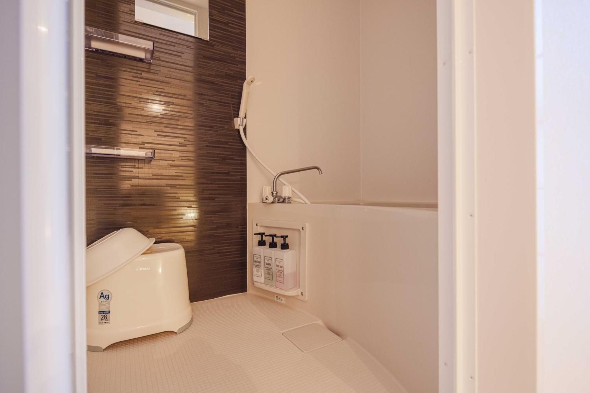 Miro Hotel Momodanikoen-Mae أوساكا الغرفة الصورة